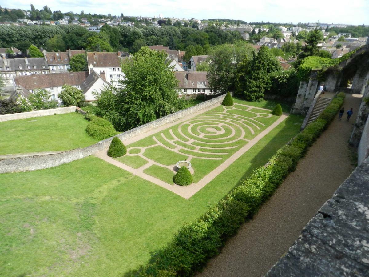 L Imprevu Apartment Chartres Luaran gambar