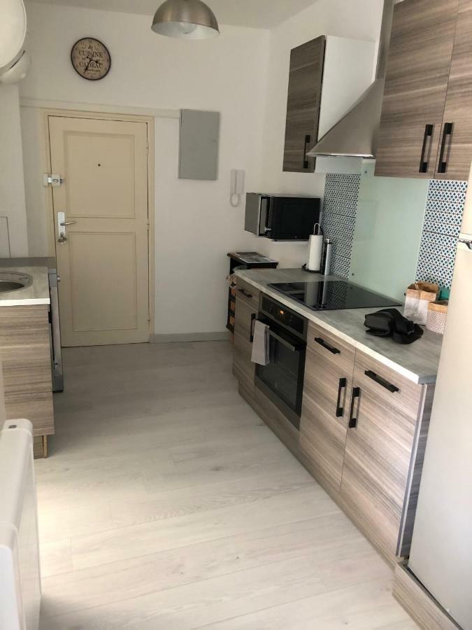 L Imprevu Apartment Chartres Luaran gambar