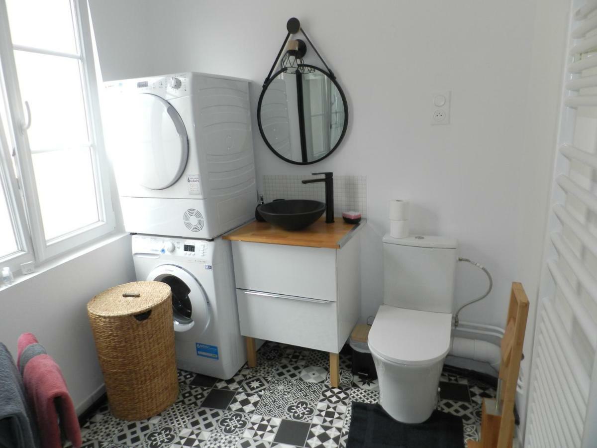 L Imprevu Apartment Chartres Luaran gambar